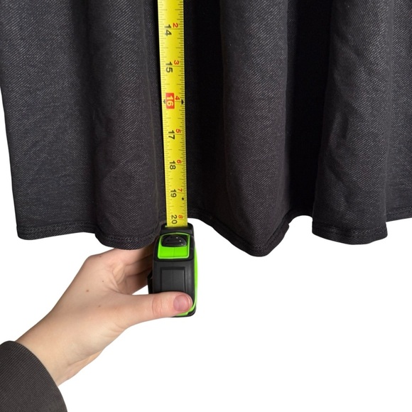 4/$25 Basic Colors Girls Black Knee Length Skirt with Elastic Waist Size 10/12 - Picture 6 of 7